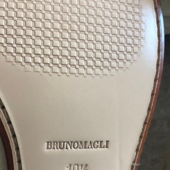 Bruno Magli Beige Suede Loafer Brand New in original Dust Bags - Picture 8 of 10